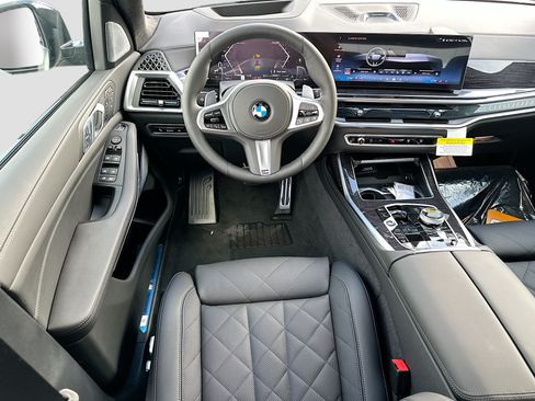 New 2027 BMW X7 xDrive40i w/ Executive Package AWD/4WD image 15