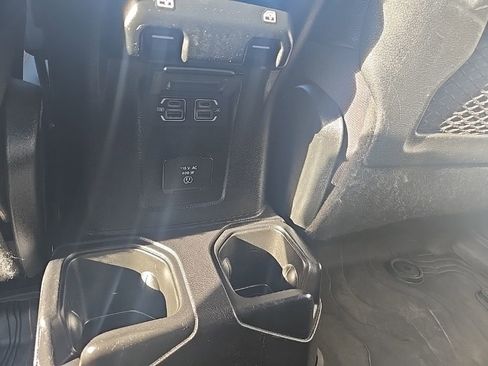 Used 2021 Jeep Gladiator Rubicon image 24