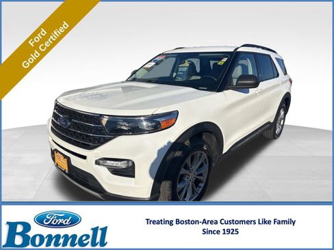 Certified 2023 Ford Explorer XLT w/ Equipment Group 202A AWD/4WD image 1