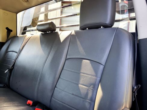 Used 2018 RAM 3500 Tradesman w/ Chrome Appearance Group image 45