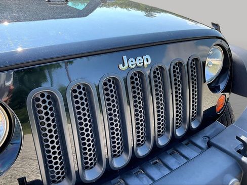 Used 2011 Jeep Wrangler Sport AWD/4WD image 30