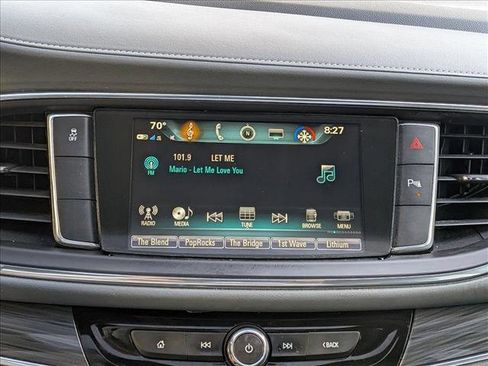 Used 2019 Buick Enclave Essence FWD image 11
