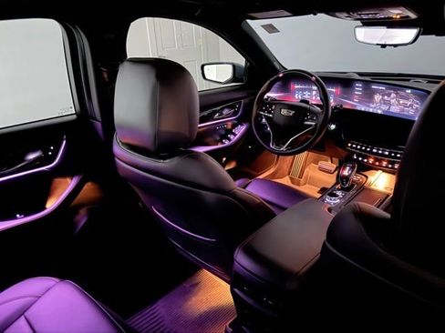 Used 2025 Cadillac CT5 V w/ Technology Package image 49