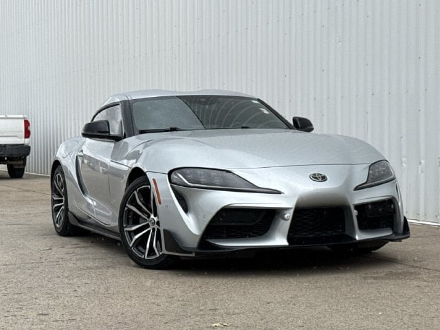 Used 2021 Toyota Supra w/ Safety & Technology Package RWD image 2