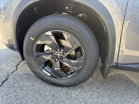 New 2026 Nissan Rogue SV AWD/4WD image 27
