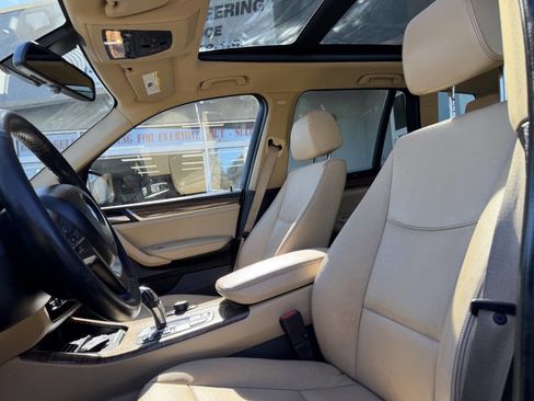 Used 2017 BMW X3 xDrive28i image 19