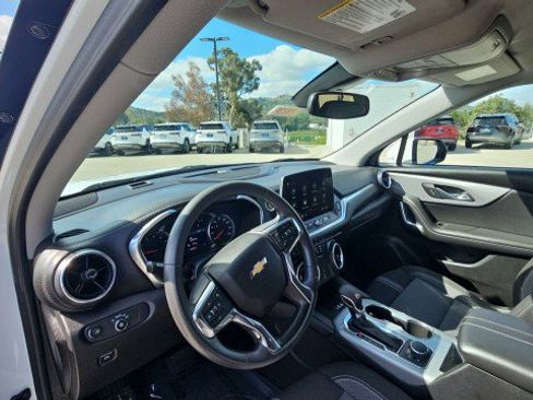 Used 2023 Chevrolet Blazer LT w/ Convenience Package FWD image 10