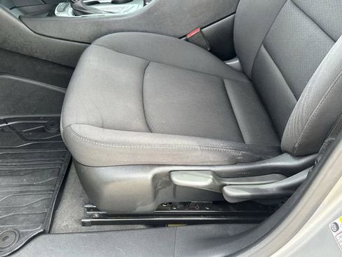 Used 2020 Chevrolet Malibu LS image 26