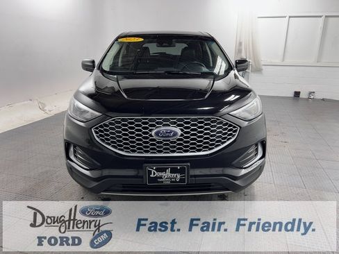 Used 2023 Ford Edge SEL image 2