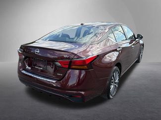 Used 2023 Nissan Altima 2.5 SV AWD/4WD video 3