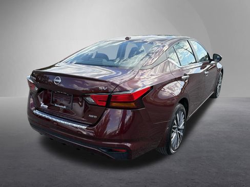 Used 2023 Nissan Altima 2.5 SV AWD/4WD image 3
