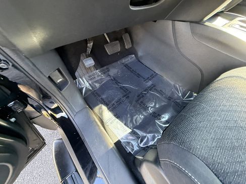 Used 2021 Honda Ridgeline Sport image 17