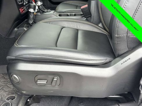 Used 2025 Jeep Wrangler Unlimited Rubicon 392 AWD/4WD image 5