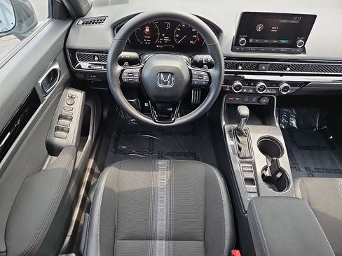 Used 2025 Honda Civic Sport image 11