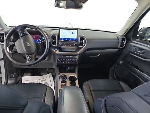 Used 2021 Ford Bronco Sport Outer Banks w/ Outer Banks Package (96D) image 9