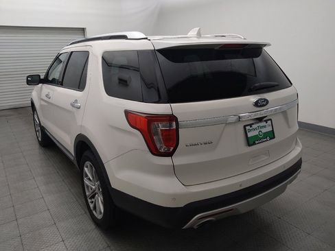 Used 2017 Ford Explorer Limited FWD image 5