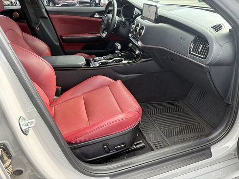 Used 2023 Kia Stinger GT-Line w/ Sun & Sound Package RWD image 13