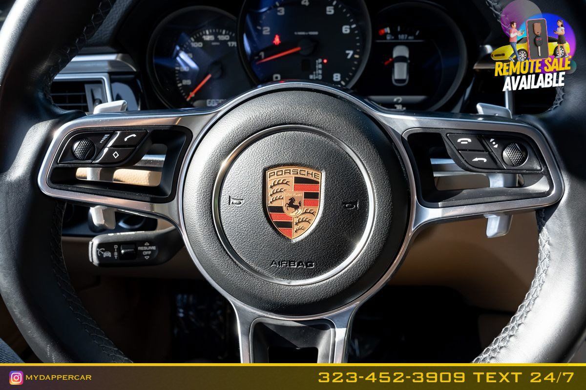 Used 2018 Porsche Macan AWD/4WD image 25
