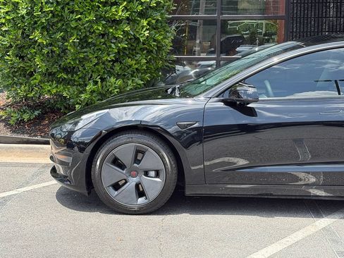 Used 2021 Tesla Model 3 Standard Range Plus RWD image 10