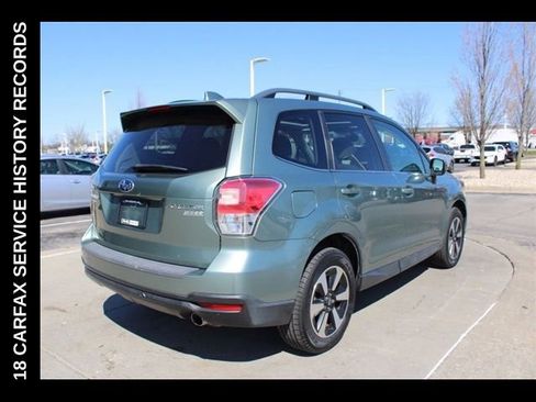 Used 2017 Subaru Forester 2.5i Limited AWD/4WD image 7