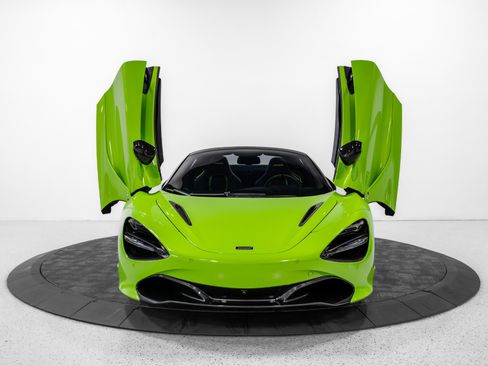 Used 2021 McLaren 720S Performance RWD image 15