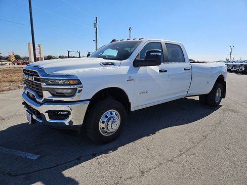 New 2026 RAM 3500 Lone Star AWD/4WD image 2