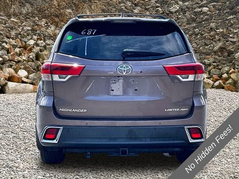 Used 2019 Toyota Highlander Limited AWD/4WD image 4