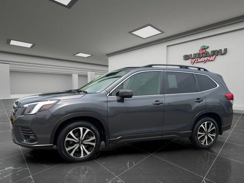 Certified 2023 Subaru Forester Limited AWD/4WD image 8