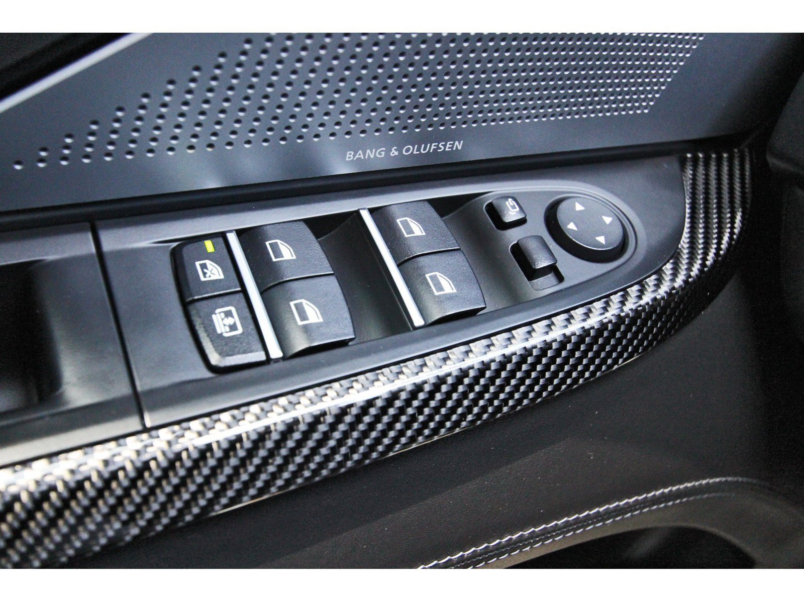 Used 2017 BMW M6 Gran Coupe RWD image 22