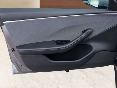 Used 2025 Tesla Model 3 RWD image 23