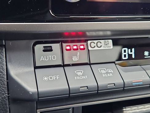 New 2026 Toyota Camry Hybrid AWD/4WD image 12