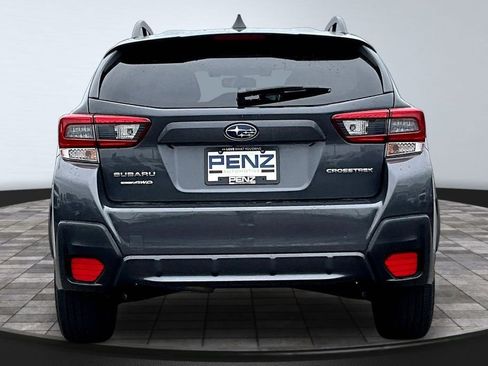 Used 2021 Subaru Crosstrek 2.0i Premium w/ Moonroof Package AWD/4WD image 5