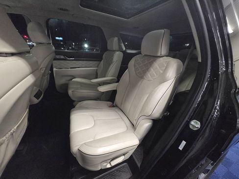 Used 2021 Hyundai Palisade Calligraphy image 22