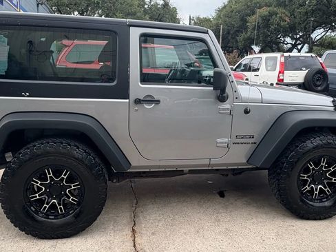 Used 2014 Jeep Wrangler Sport image 10