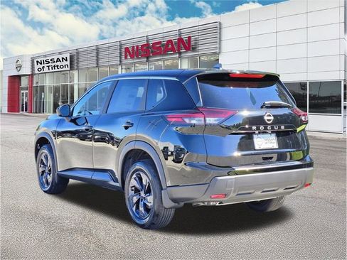 New 2026 Nissan Rogue SV w/ Cold Weather Package FWD image 6