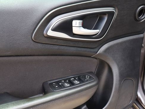 Used 2015 Chrysler 200 Limited w/ Spring Special Group FWD image 37