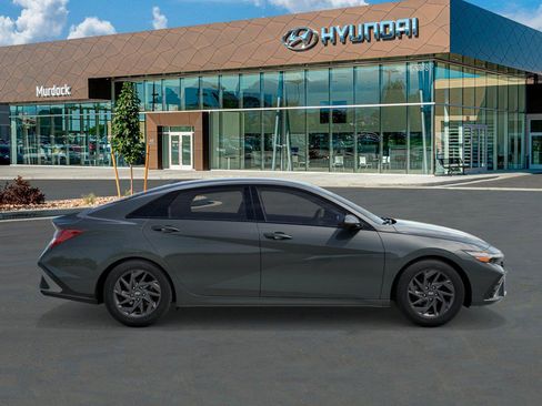 New 2026 Hyundai Elantra Blue image 7