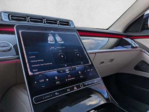 Certified 2023 Mercedes-Benz S 500 4MATIC image 13