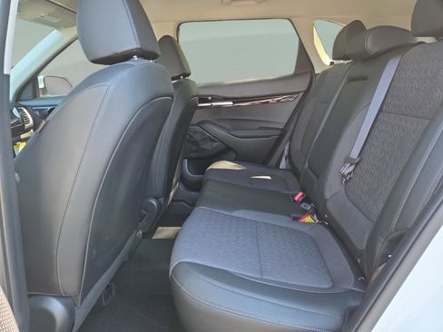 New 2026 Kia Seltos S FWD image 23