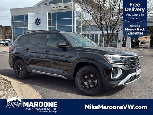 New 2026 Volkswagen Atlas Peak Edition AWD/4WD image 1