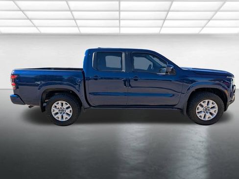 Used 2022 Nissan Frontier SV w/ Technology Package image 27