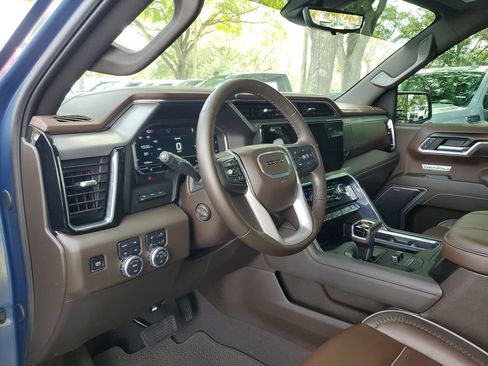 Used 2025 GMC Sierra 1500 Denali w/ Denali Reserve Package AWD/4WD image 20
