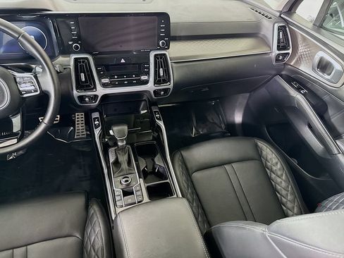 Certified 2023 Kia Sorento SX AWD/4WD image 30