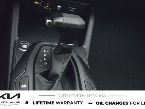 New 2026 Kia K4 FWD image 25