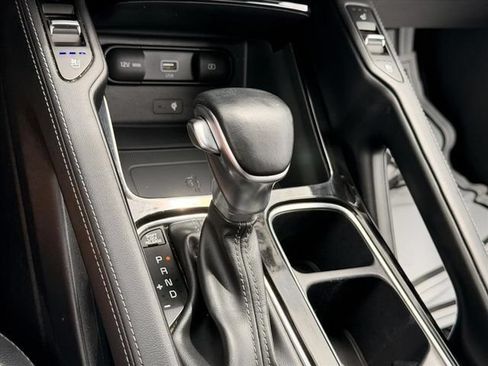 Used 2022 Kia Telluride EX w/ EX Premium Package AWD/4WD image 27