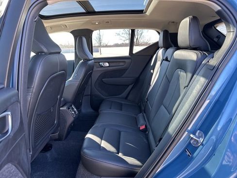 Certified 2025 Volvo XC40 B5 Plus image 13