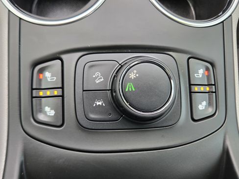 Used 2022 GMC Terrain SLT FWD image 27