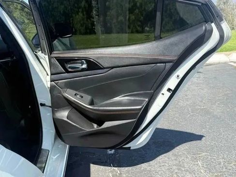 Used 2021 Nissan Maxima SR w/ Sport Mat Group FWD image 13