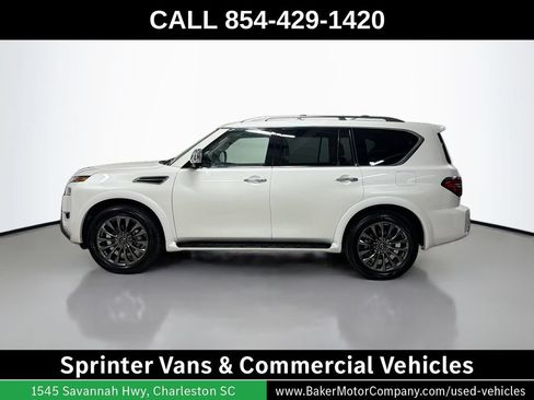 Used 2024 Nissan Armada Platinum w/ Captain's Chairs Package RWD image 2