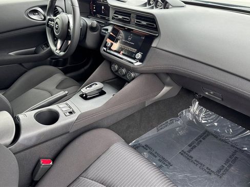 Used 2024 Nissan Z Sport w/ Floor Mat Package image 13